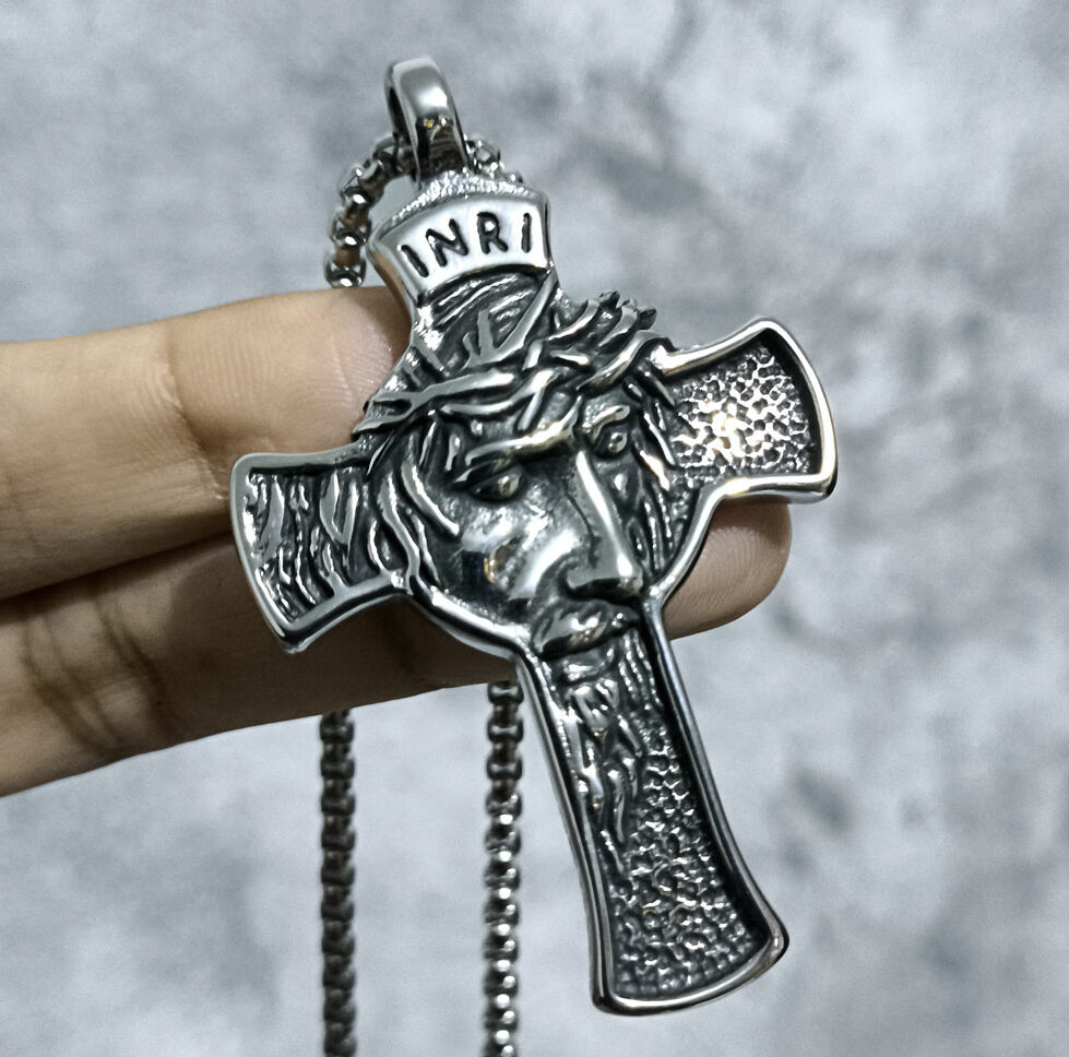 Collar Cruz Jesus Acero Premium 316L - Imagen 2