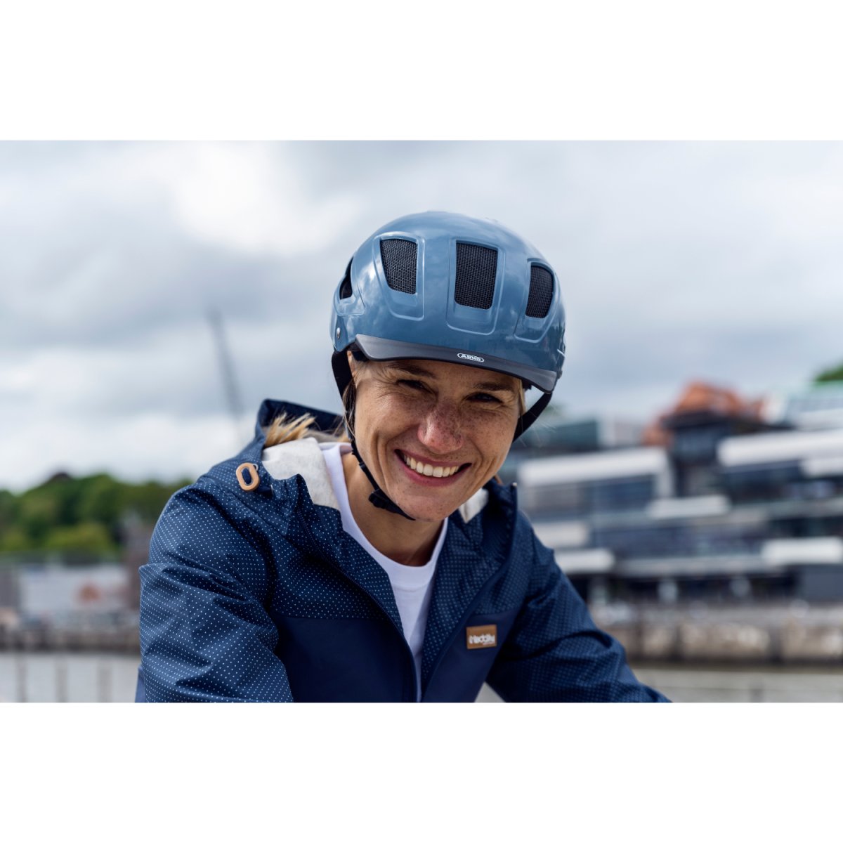 CASCO BICICLETA – HYBAN 2.0 - Imagen 4