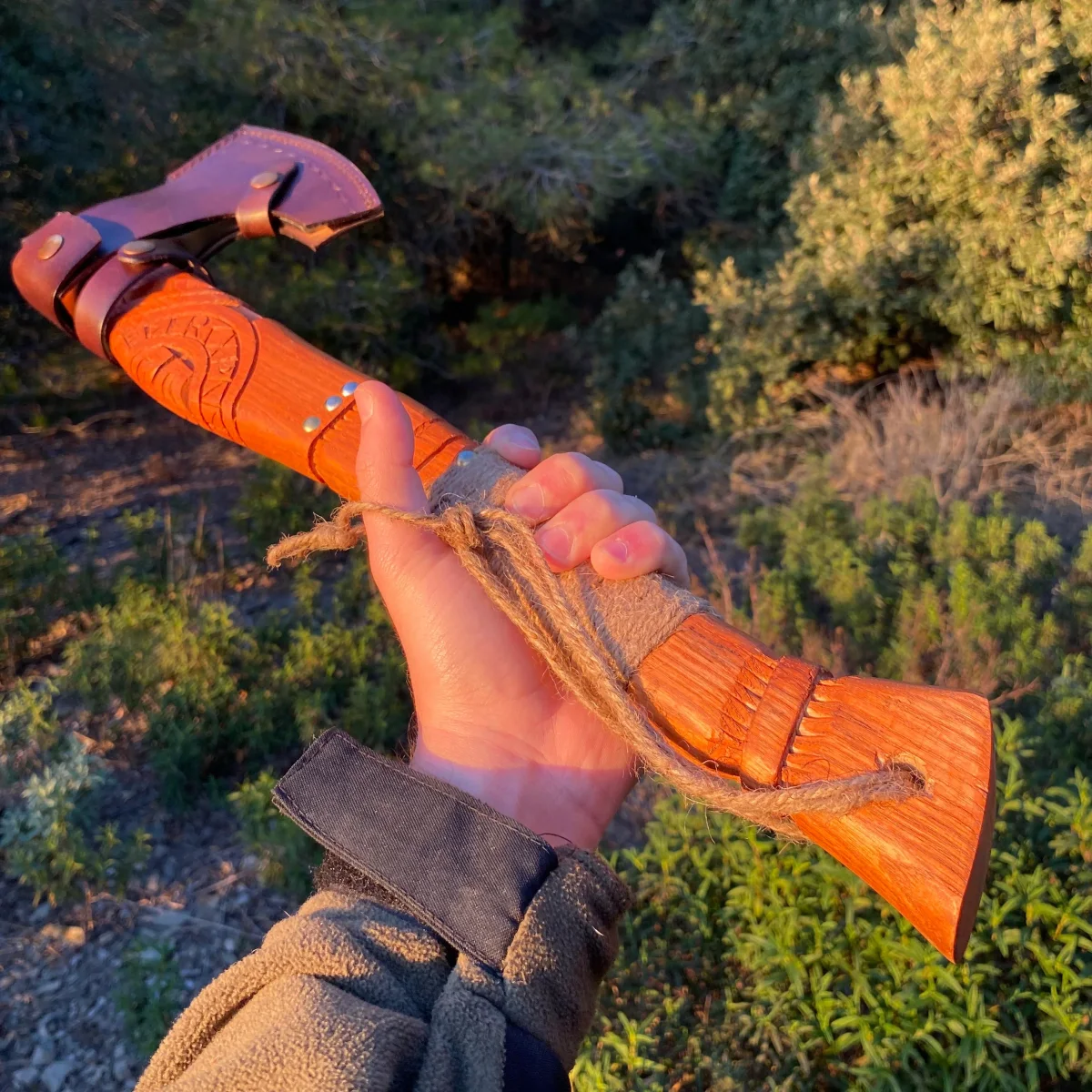 Hacha Vikinga artesanal - Imagen 3