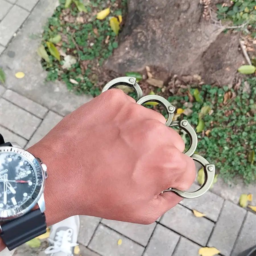 Manopla Esposas Revolvers XS72 - Imagen 4