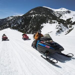 Moto de nieve doble en Andorra 60 min