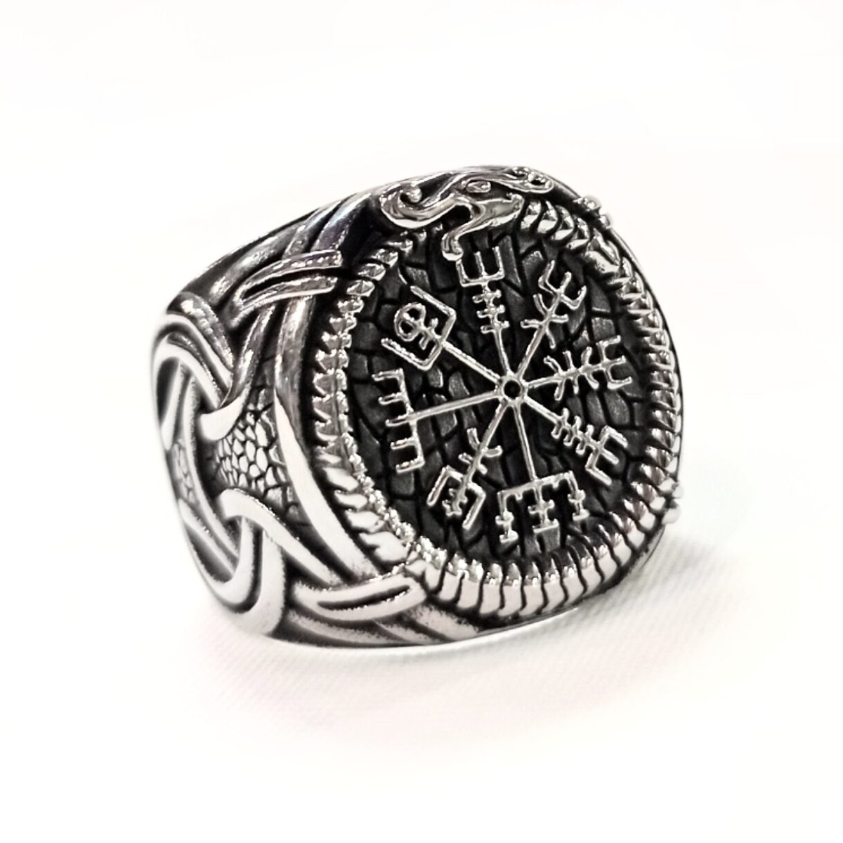 Anillo Vikingo Vegvísir Acero Inoxidable